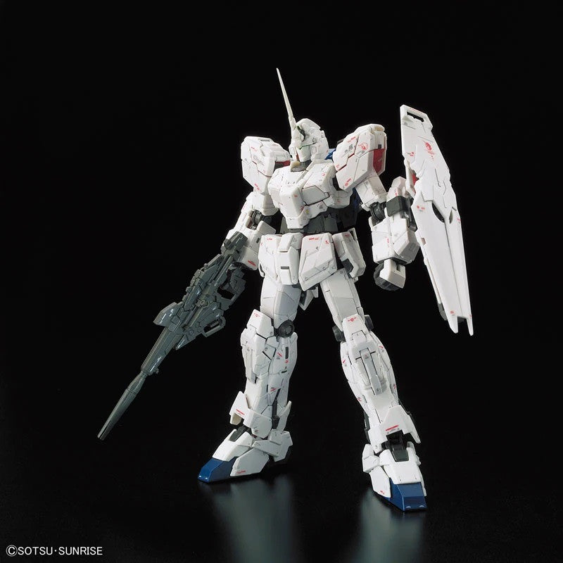 Bandai RG 1/144 25 RX-0 Unicorn Gundam