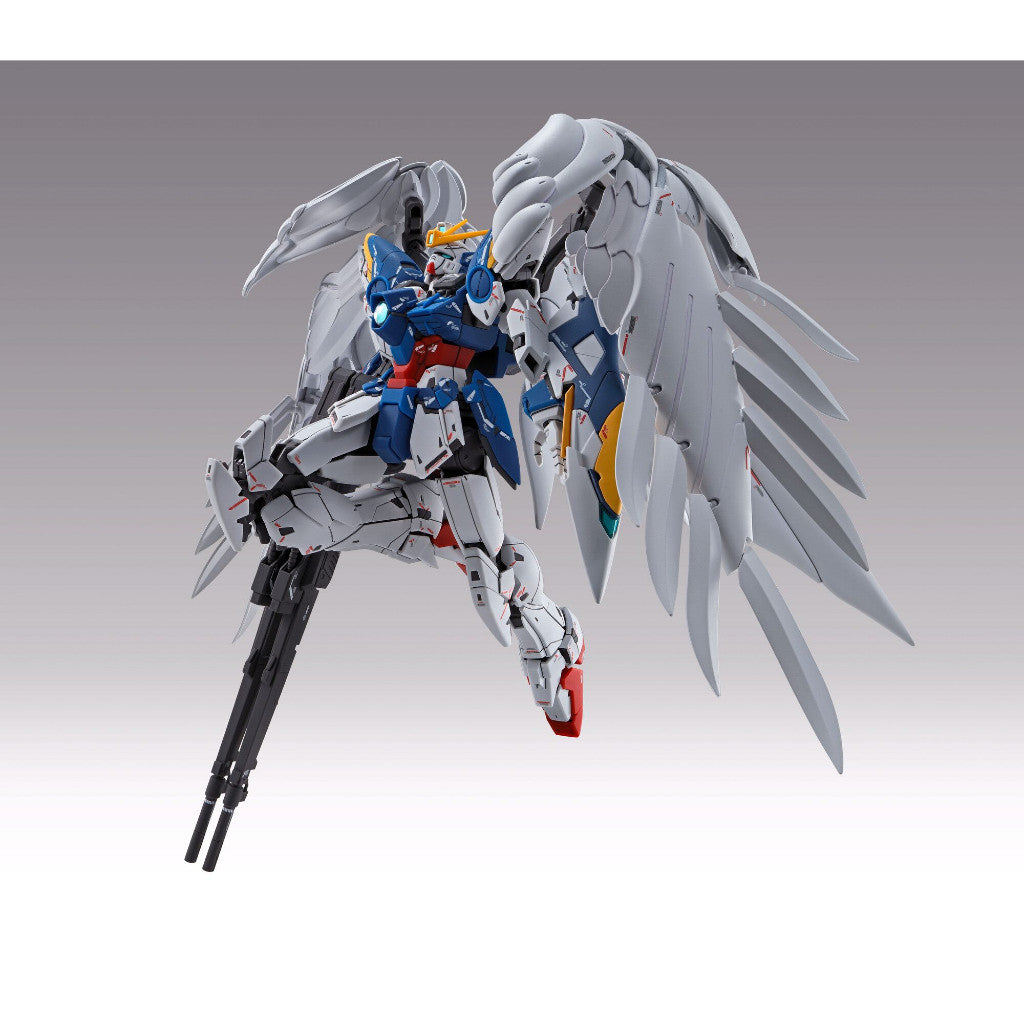 Bandai MG 1/100 Wing Gundam Zero EW Ver. Ka