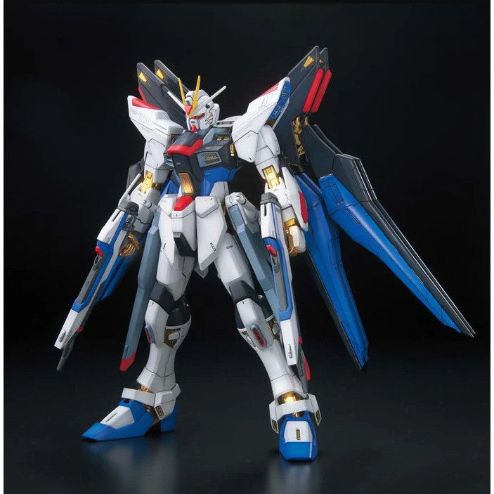 Bandai MG 1/100 Strike Freedom Gundam Full Burst Mode
