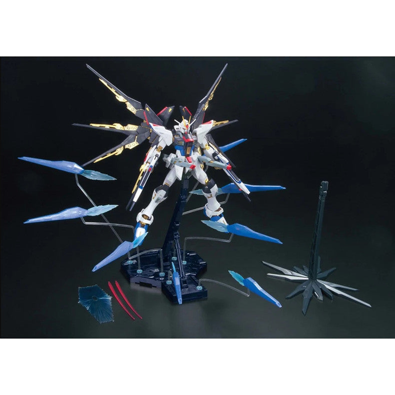 Bandai MG 1/100 Strike Freedom Gundam Full Burst Mode