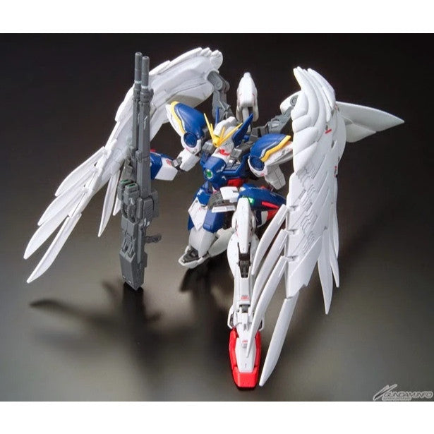 Bandai RG 1/144 17 Wing Gundam Zero EW