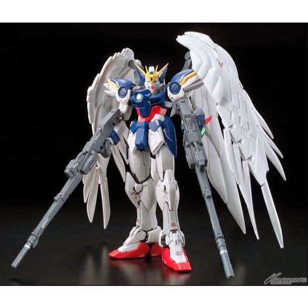 Bandai RG 1/144 17 Wing Gundam Zero EW